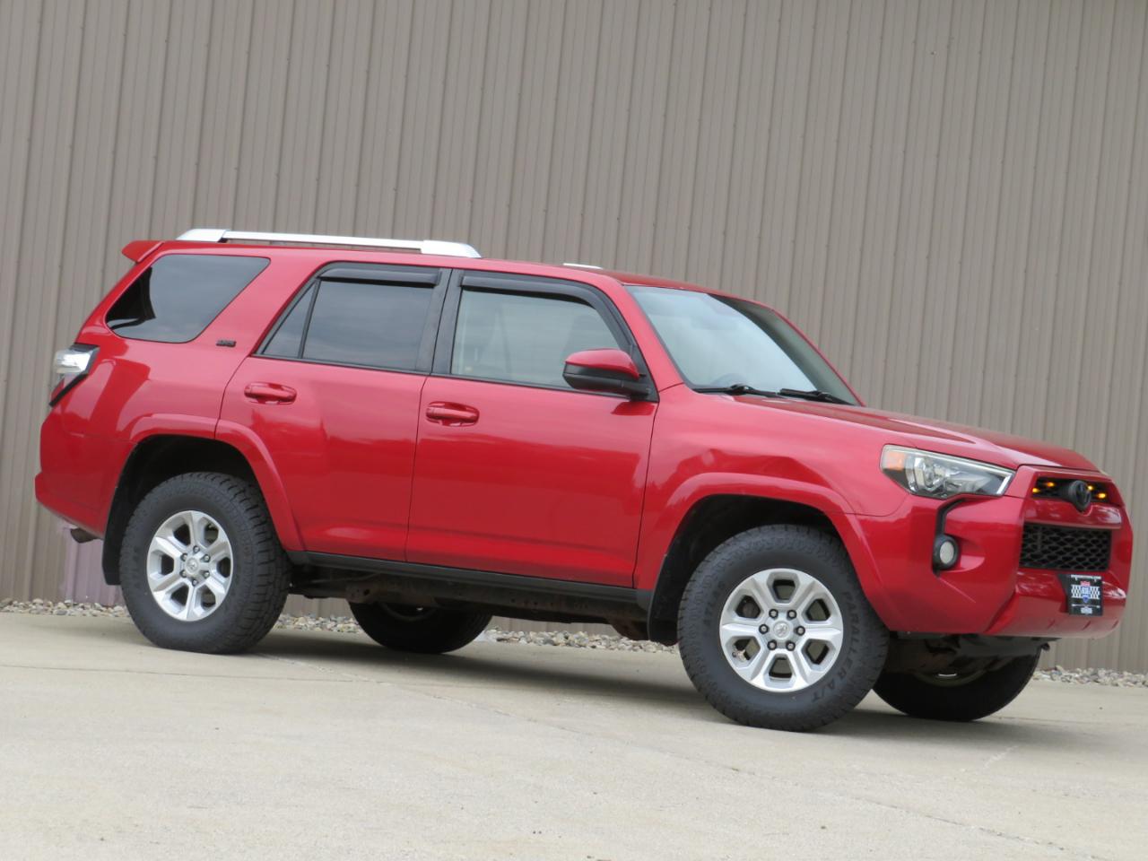 Toyota 4Runner SR5 4WD 2014