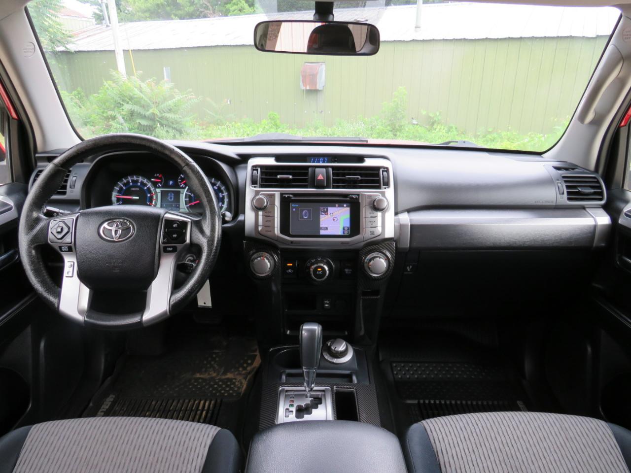 Toyota 4Runner SR5 4WD 2014