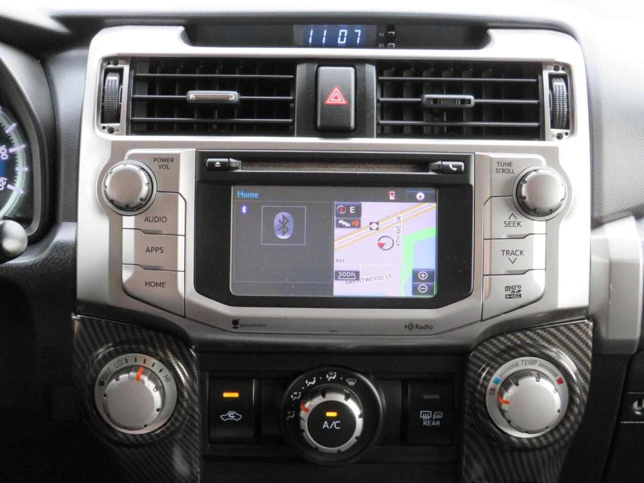 Toyota 4Runner SR5 4WD 2014