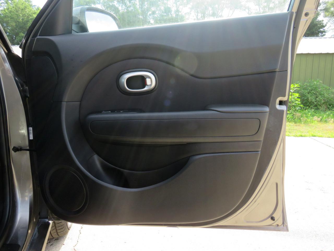 Kia Soul Base 6A 2019