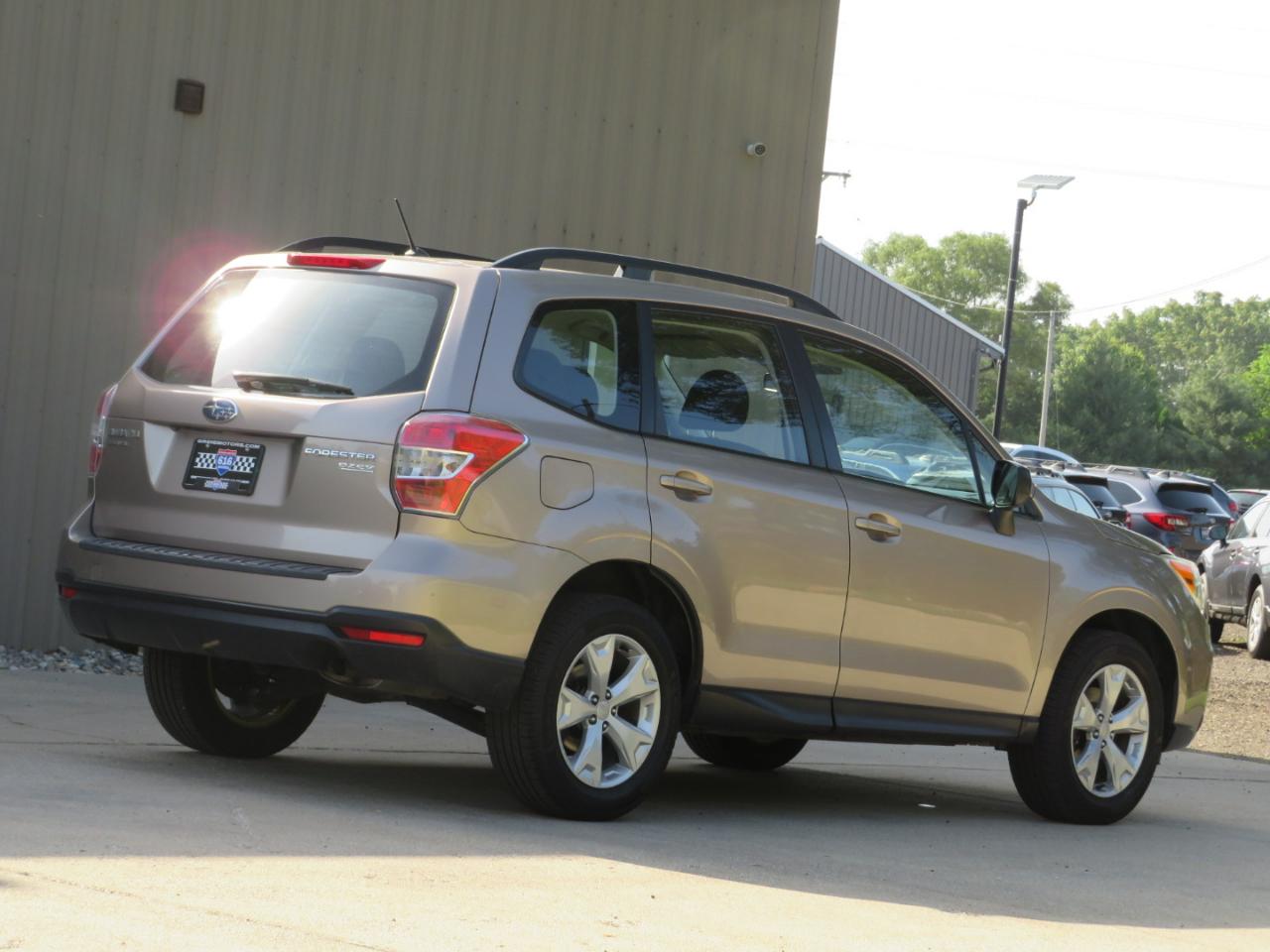 Subaru Forester 2.5i 2015