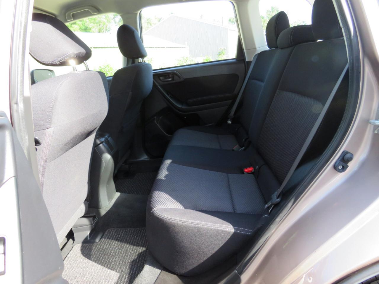 Subaru Forester 2.5i 2015