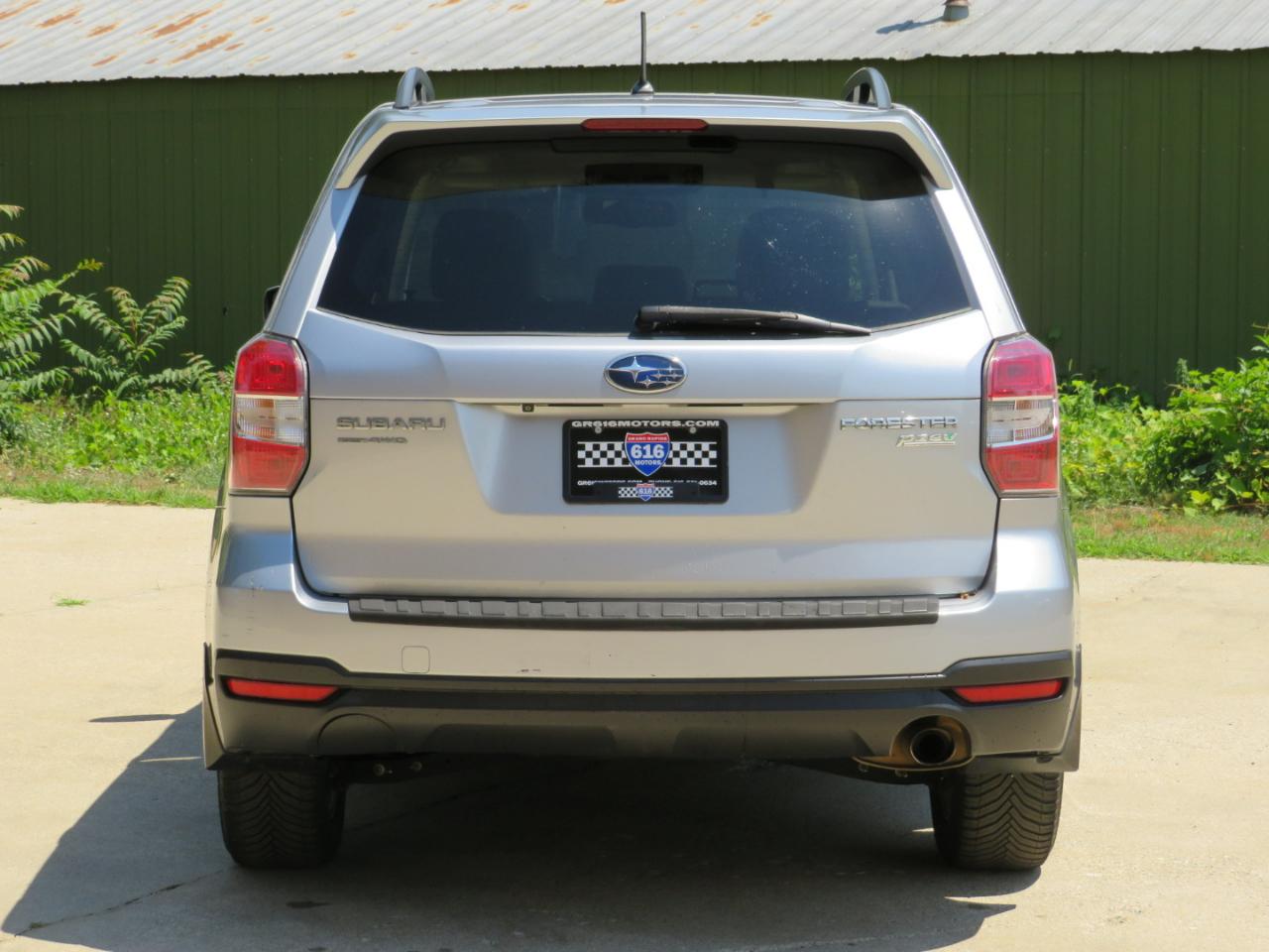 Subaru Forester 2.5i Limited 2015
