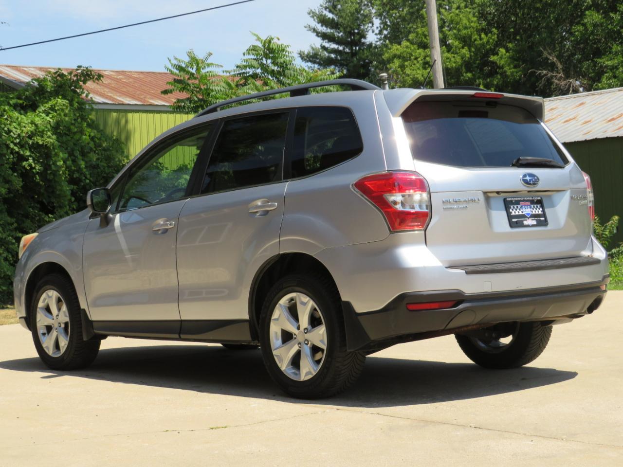 Subaru Forester 2.5i Limited 2015