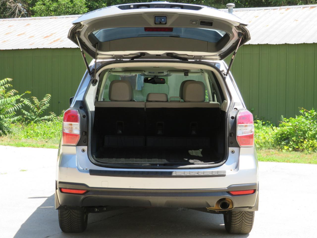 Subaru Forester 2.5i Limited 2015
