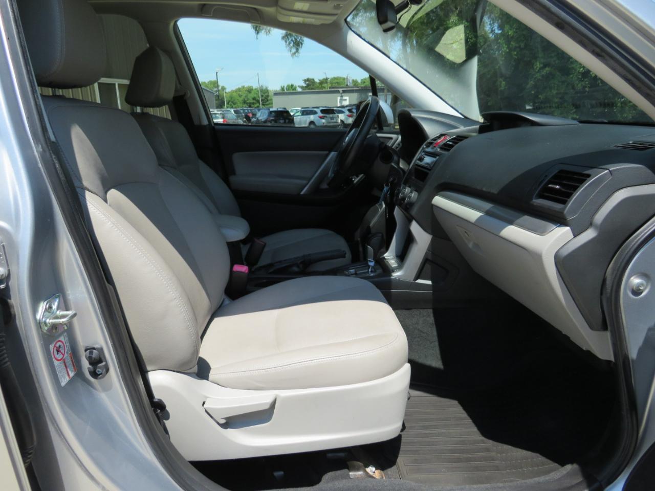 Subaru Forester 2.5i Limited 2015
