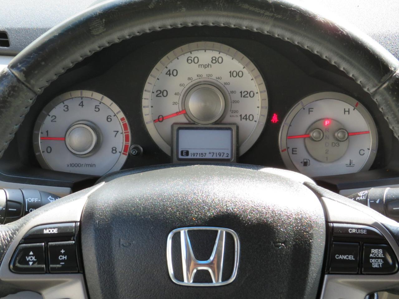 Honda Pilot Touring 4WD 5-Spd AT with DVD 2011