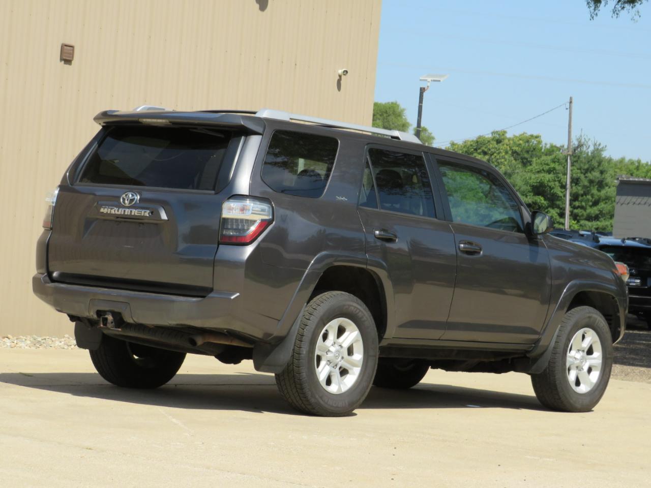 Toyota 4Runner SR5 4WD 2014