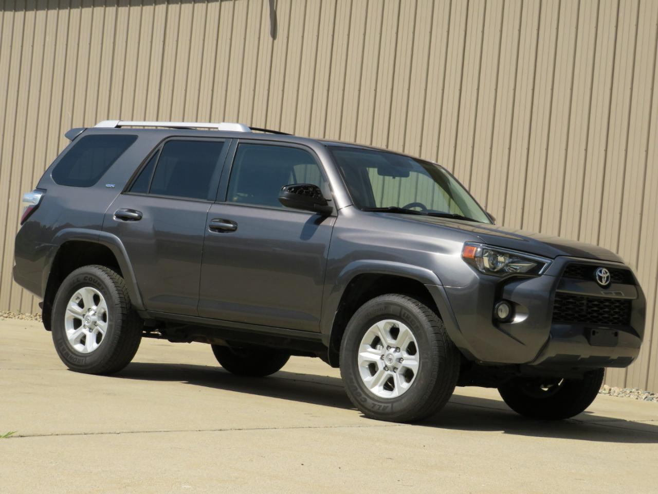 Toyota 4Runner SR5 4WD 2014
