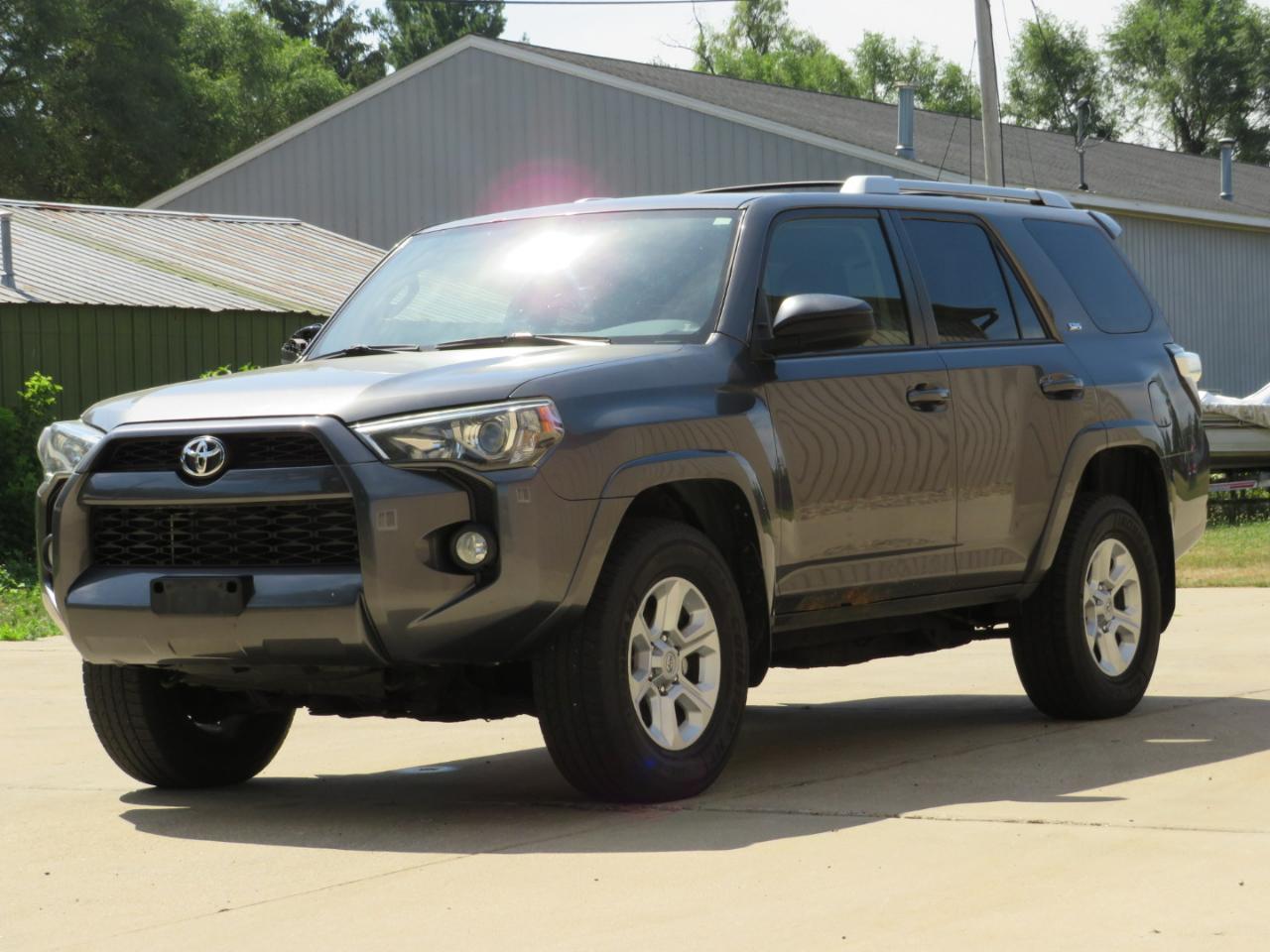 Toyota 4Runner SR5 4WD 2014