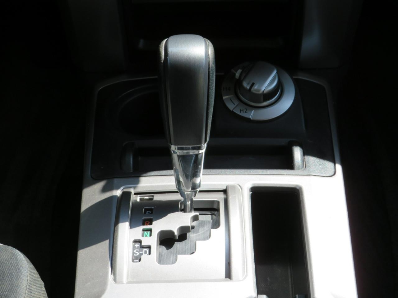 Toyota 4Runner SR5 4WD 2014