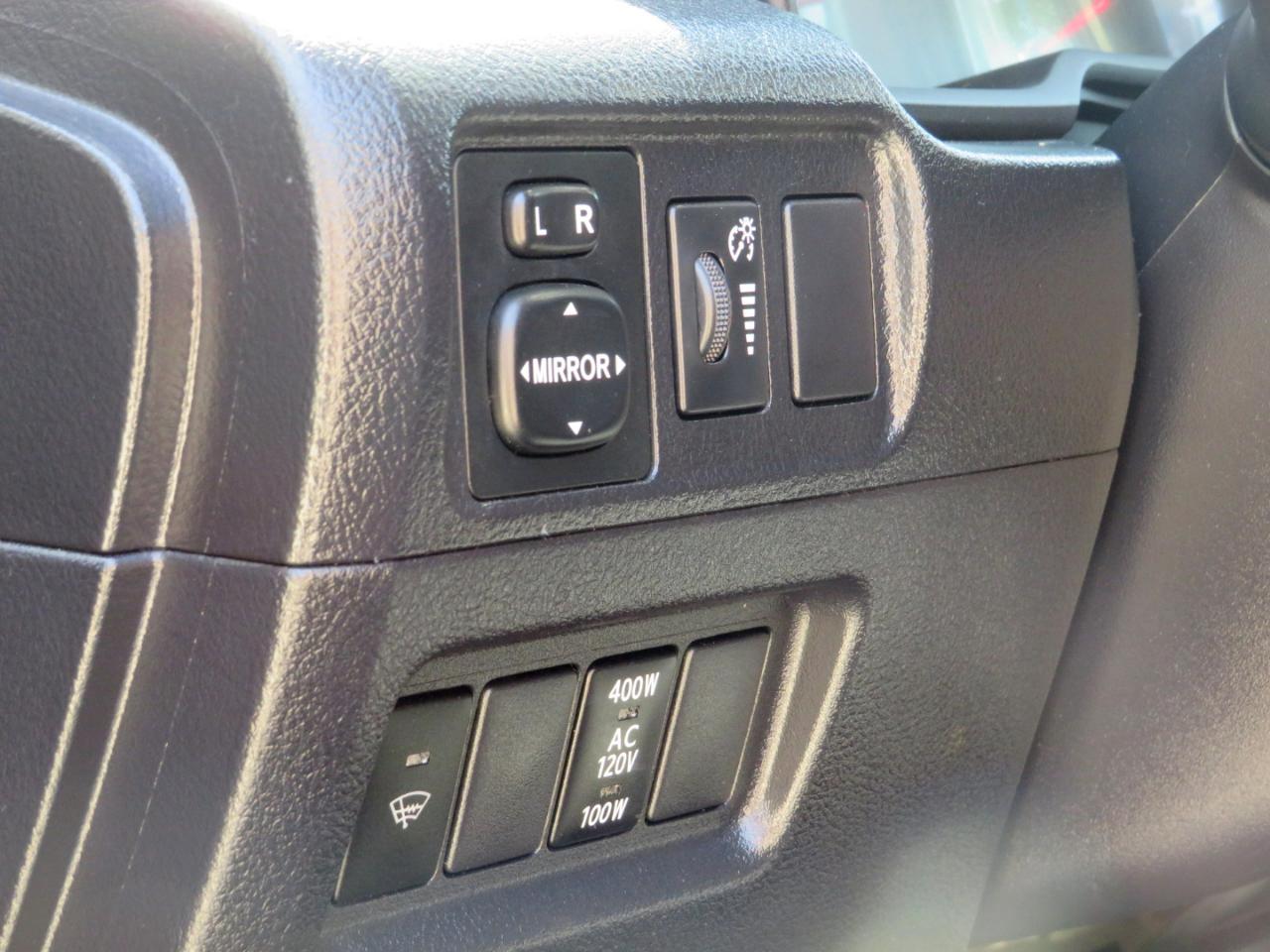 Toyota 4Runner SR5 4WD 2014