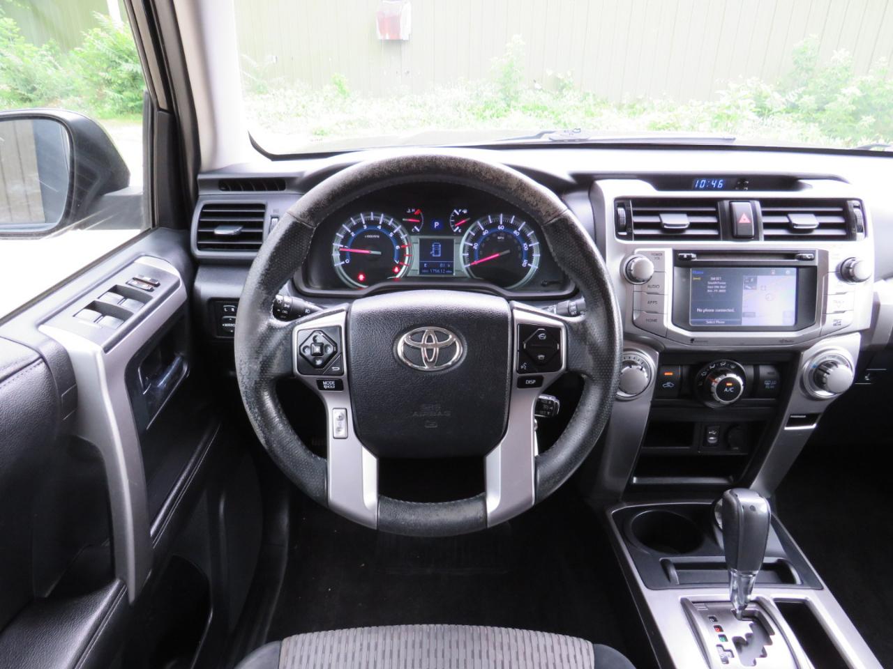 Toyota 4Runner SR5 4WD 2015