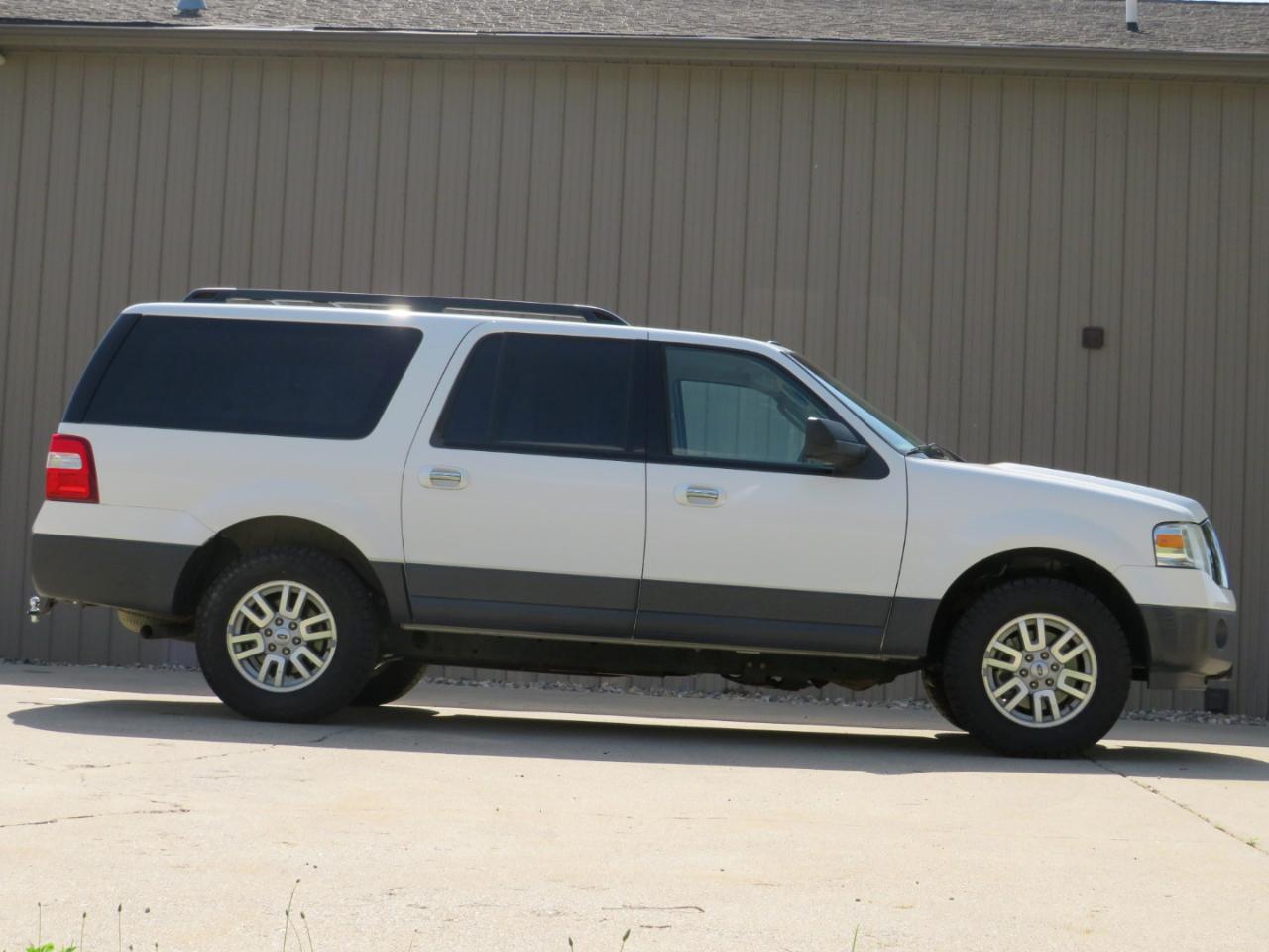 Ford Expedition EL XL 4WD 2014
