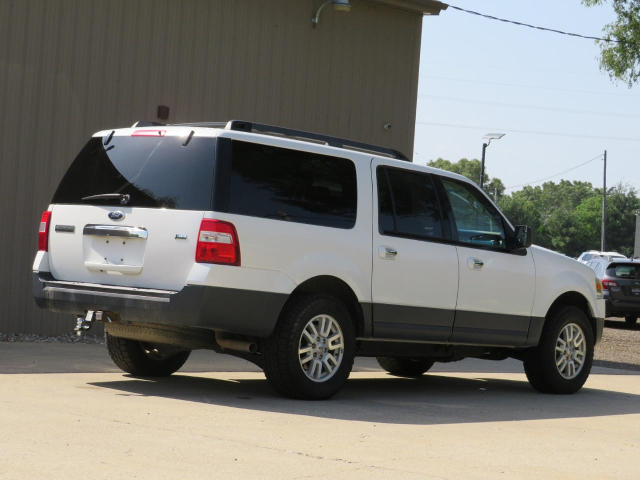 Ford Expedition EL XL 4WD 2014