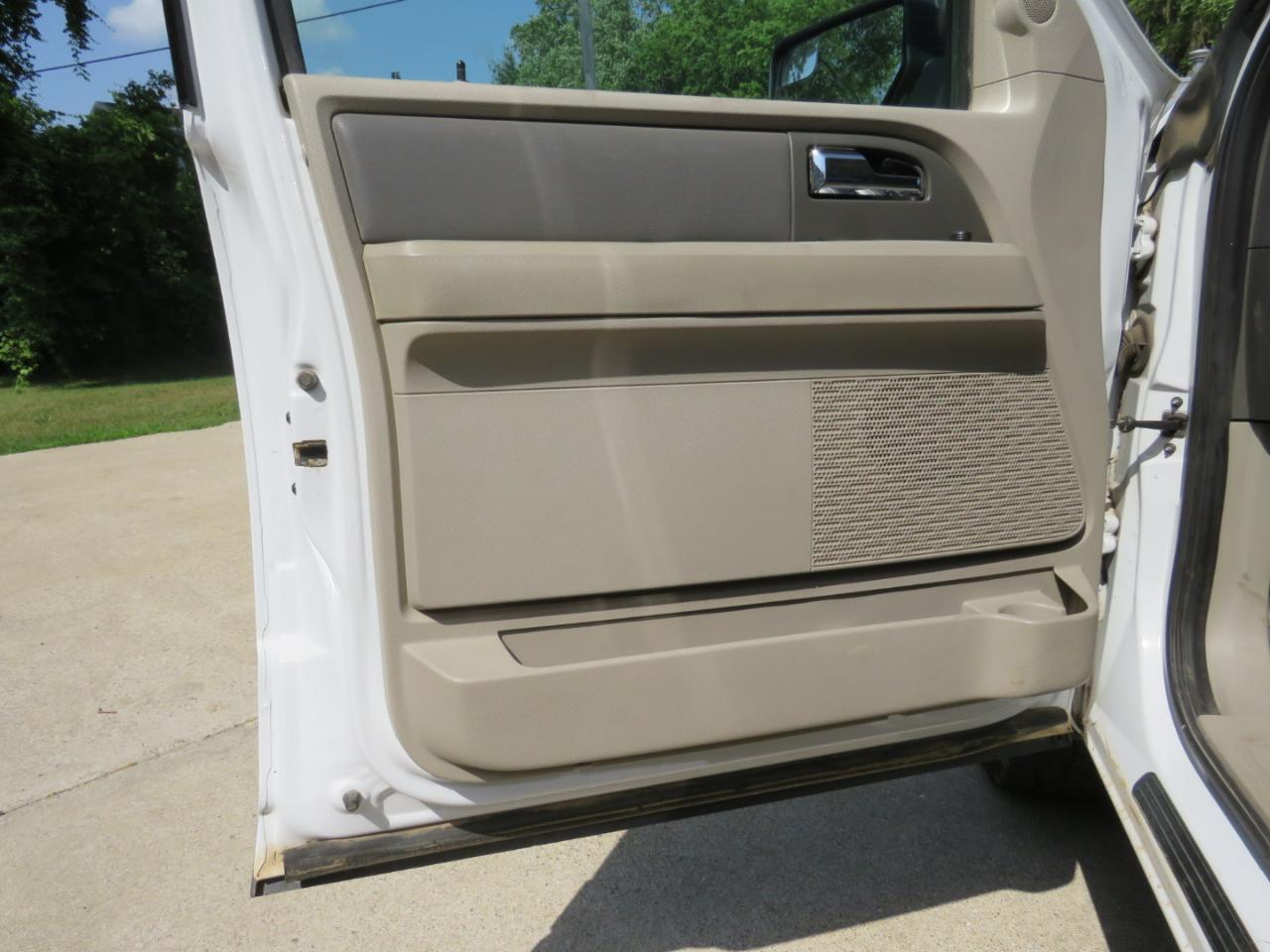Ford Expedition EL XL 4WD 2014