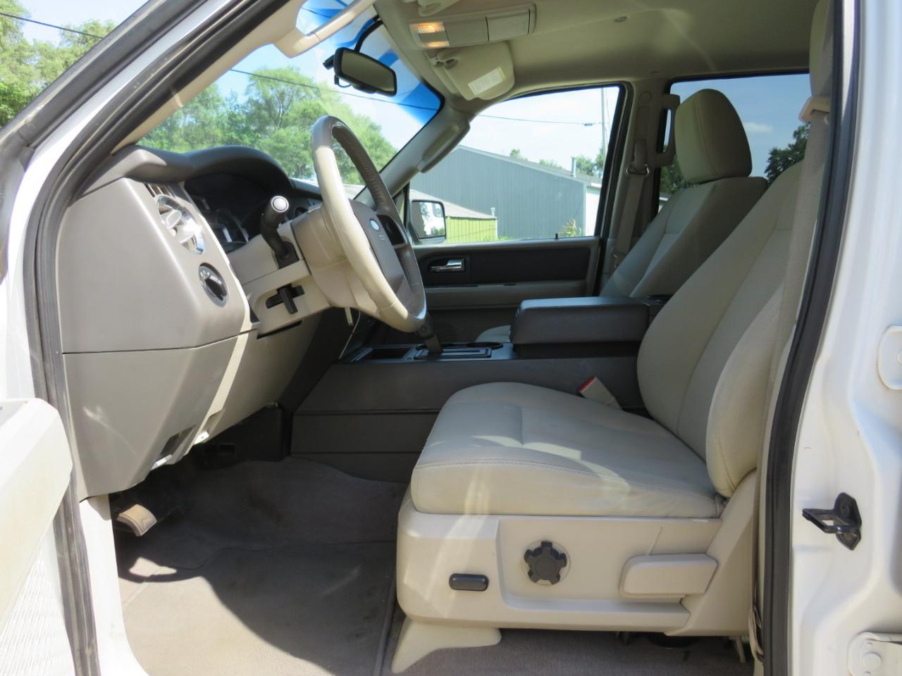 Ford Expedition EL XL 4WD 2014