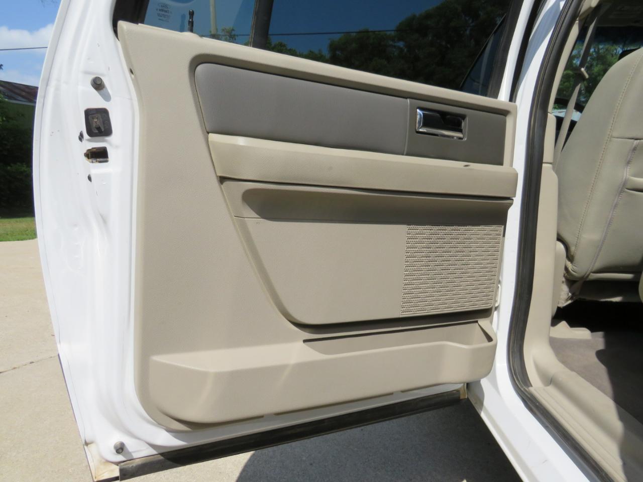 Ford Expedition EL XL 4WD 2014