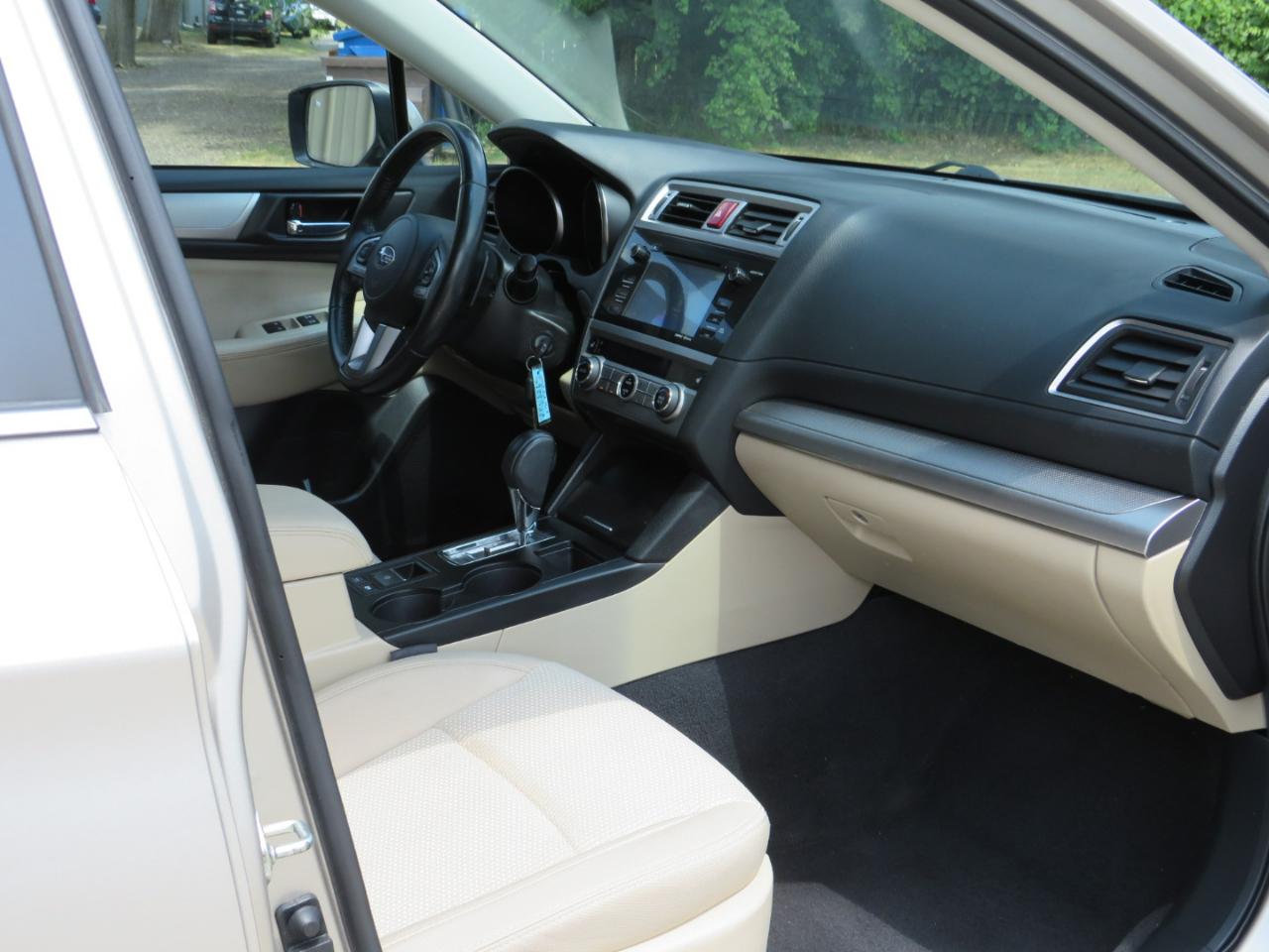Subaru Outback 2.5i Premium 2017