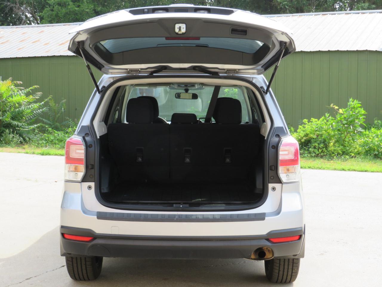 Subaru Forester 2.5i Premium PZEV CVT 2017