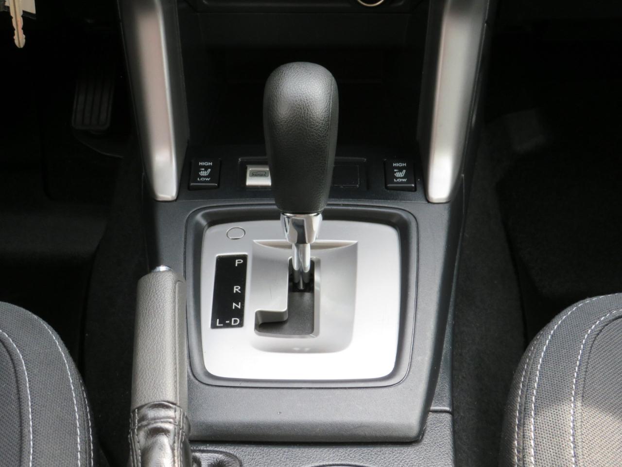 Subaru Forester 2.5i Premium PZEV CVT 2017