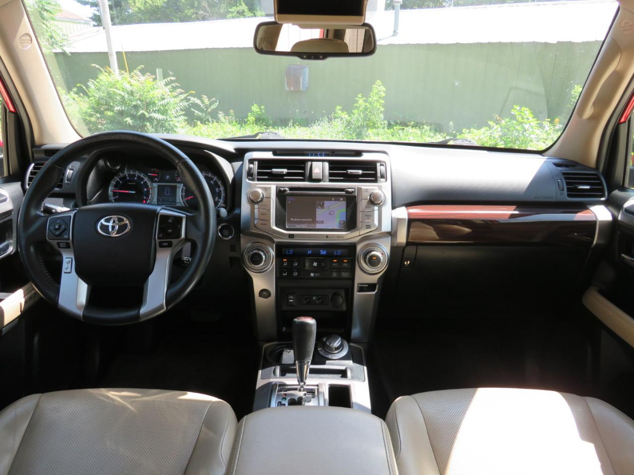 Toyota 4Runner Limited V6 4WD 2014