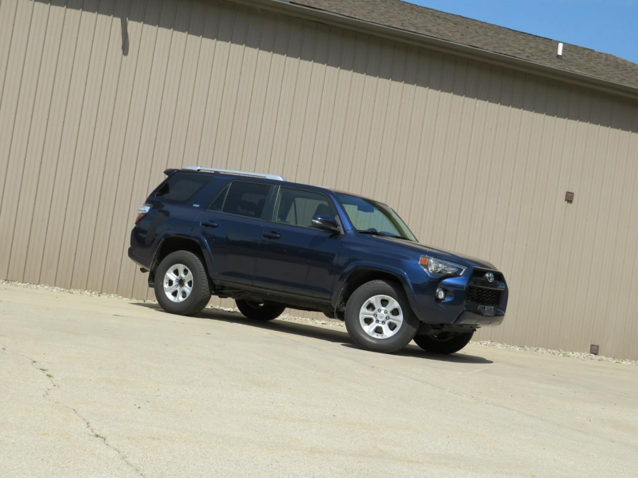 Toyota 4Runner SR5 Premium 4WD 2016