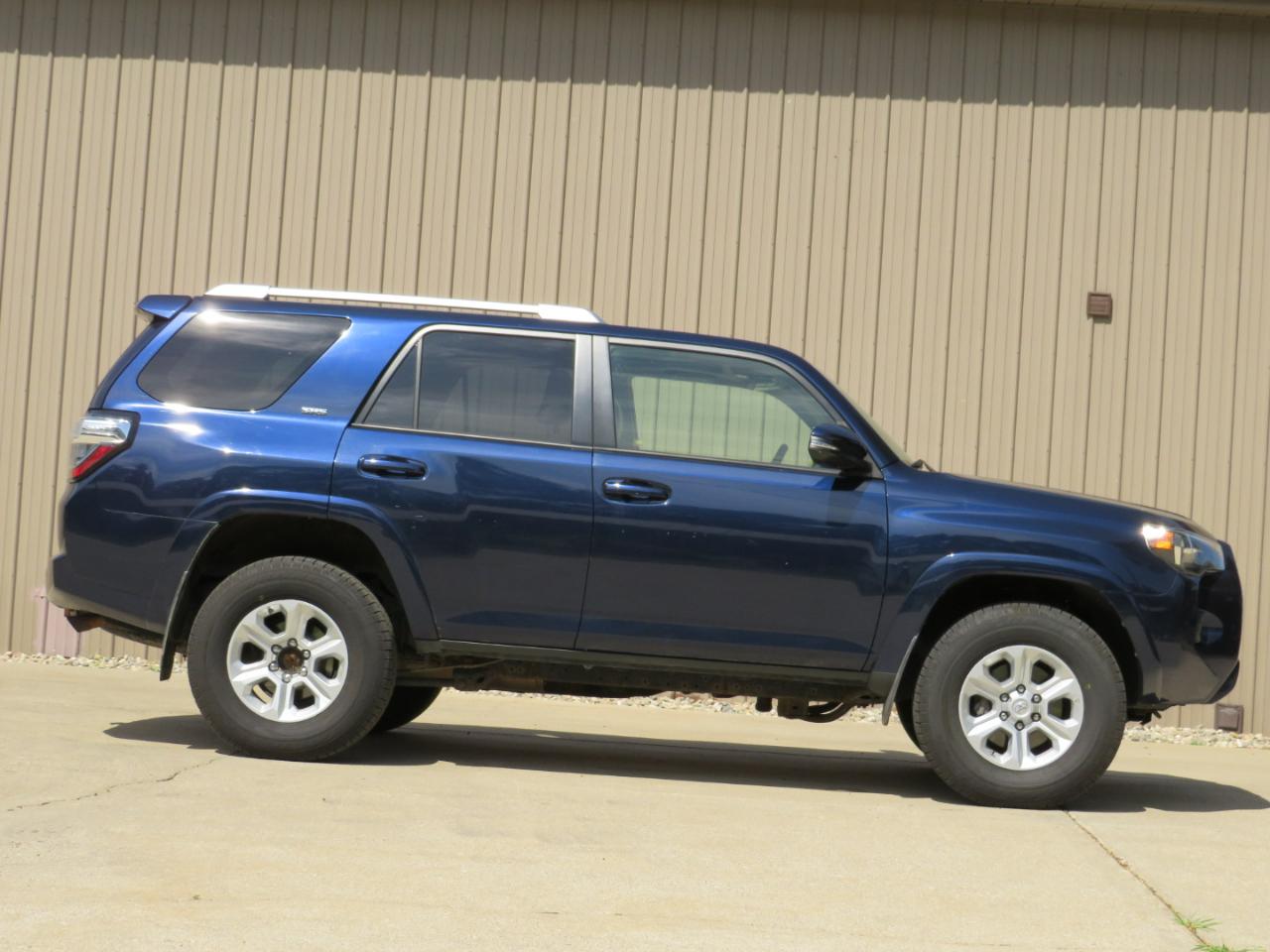 Toyota 4Runner SR5 Premium 4WD 2016