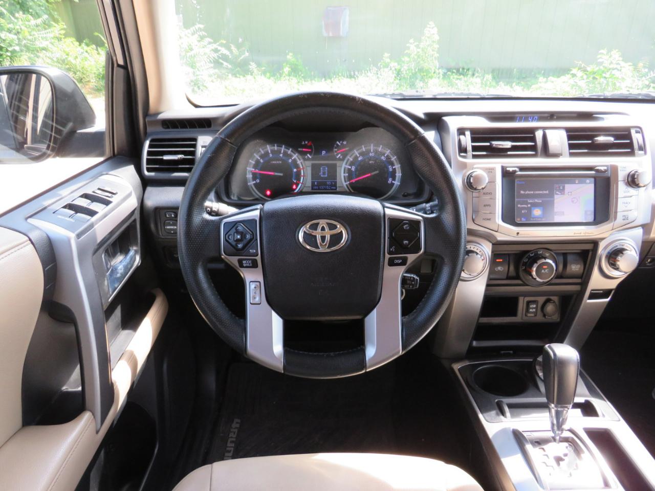 Toyota 4Runner SR5 Premium 4WD 2016