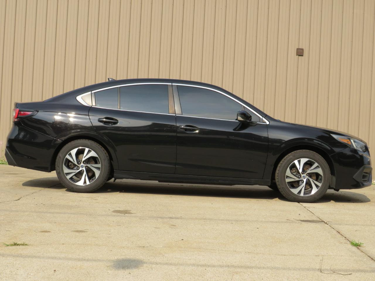 Subaru Legacy Premium 2021
