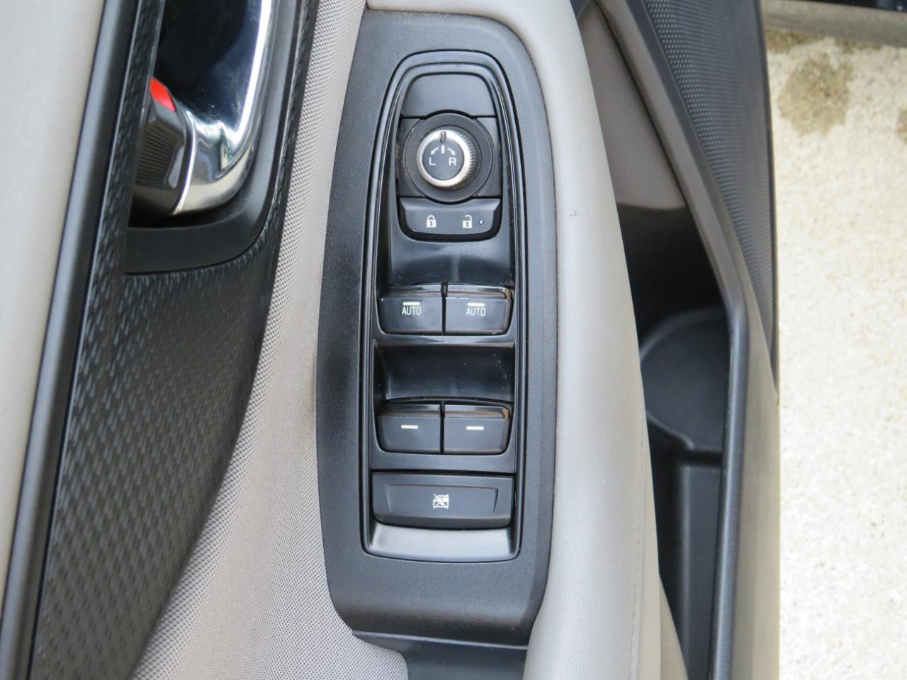 Subaru Legacy Premium 2021