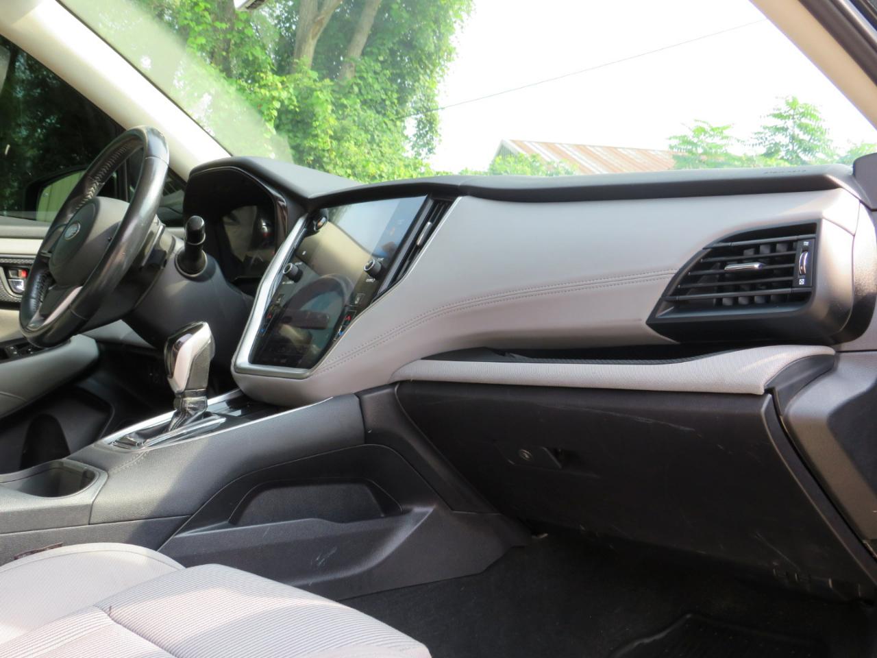 Subaru Legacy Premium 2021