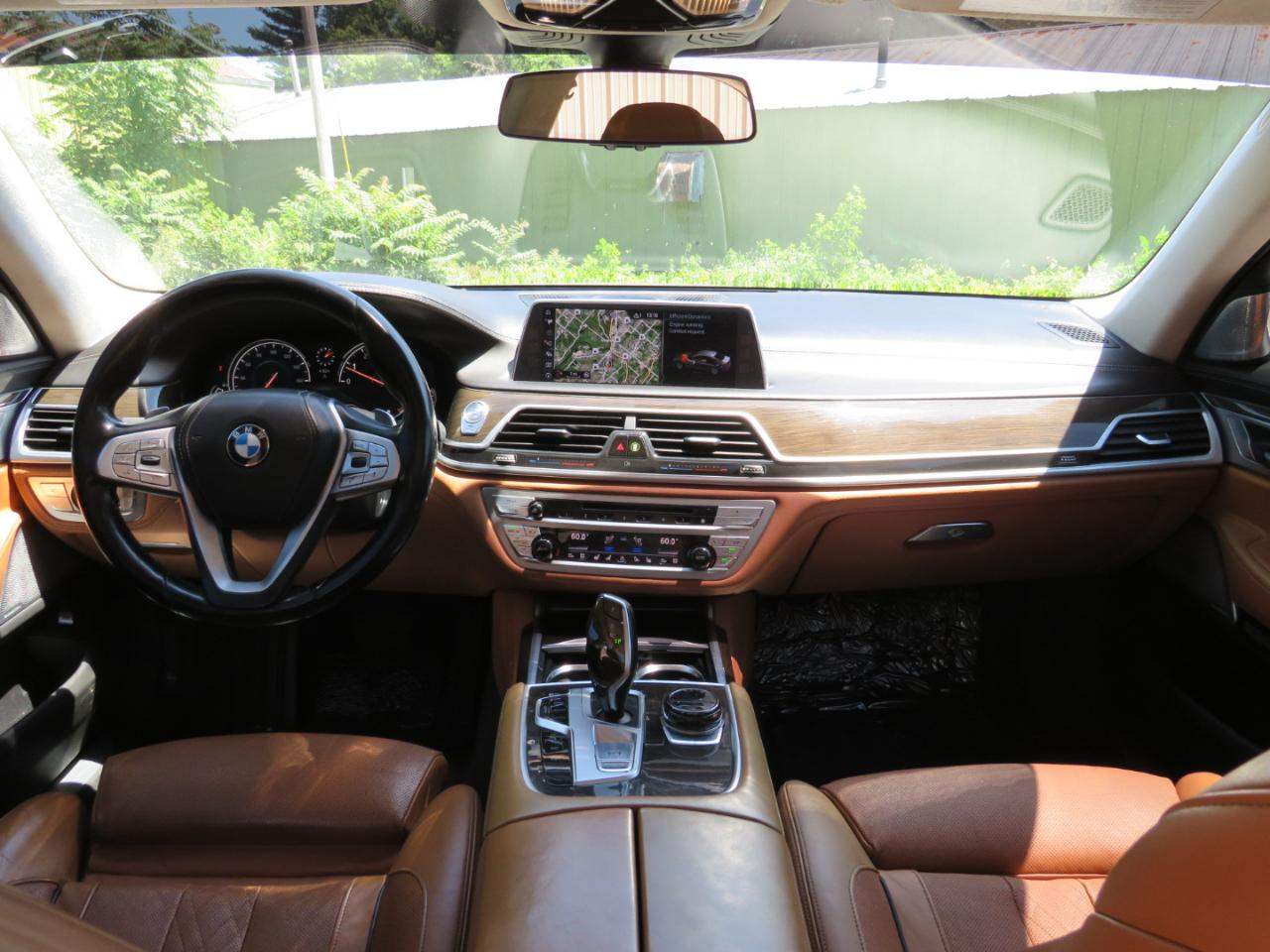 BMW 7-Series 750i xDrive 2017