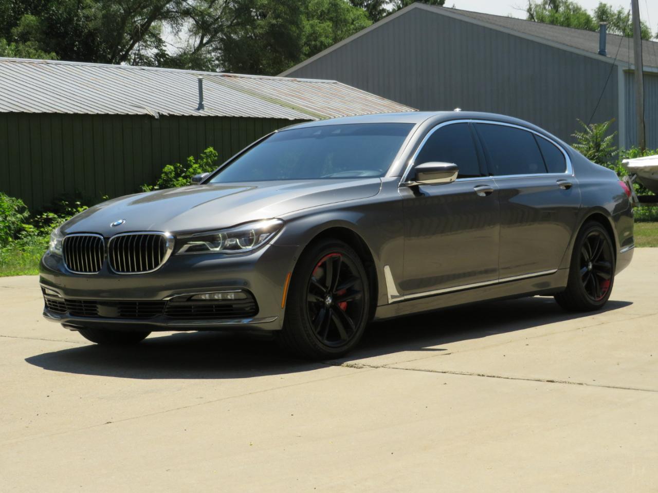 BMW 7-Series 750i xDrive 2017