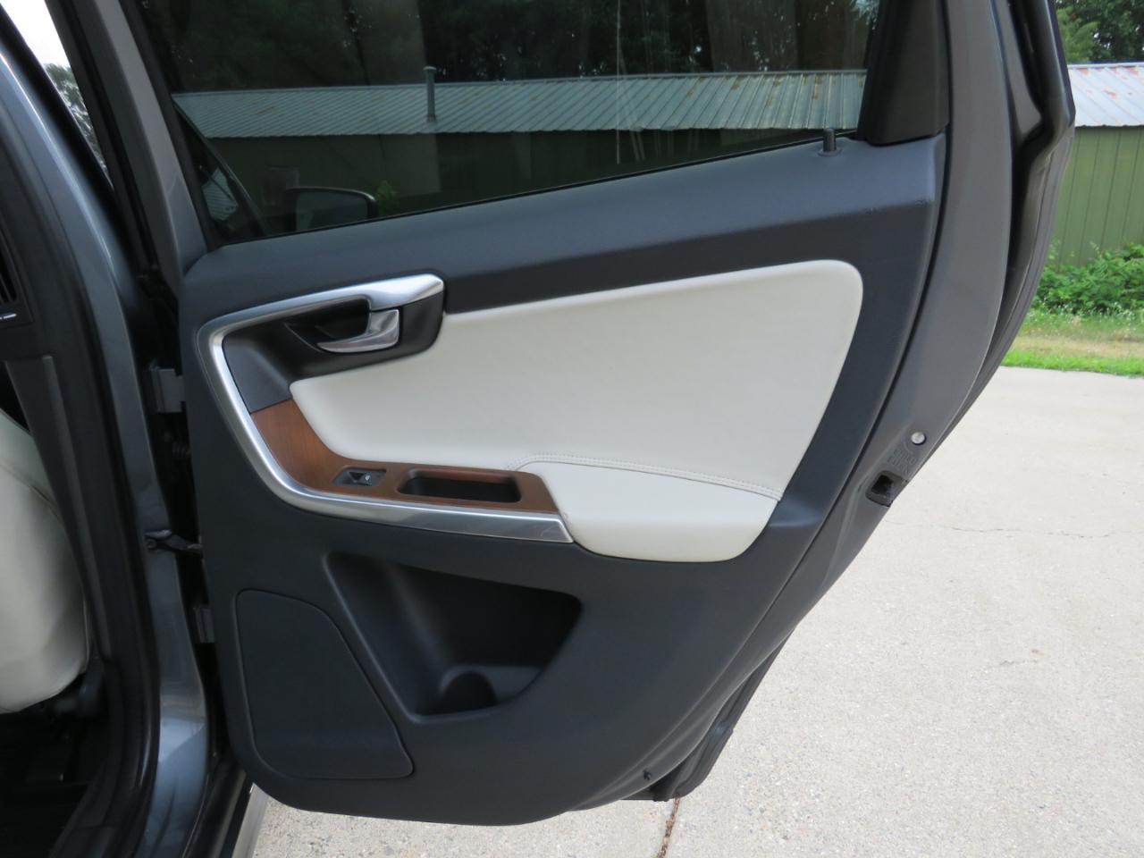 Volvo XC60 T6 Platinum AWD 2016