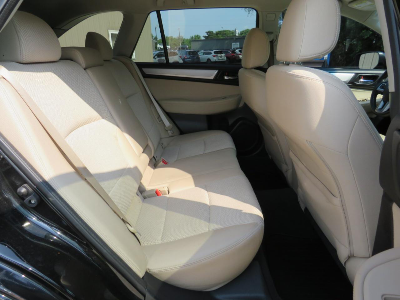 Subaru Outback 2.5i Premium 2016