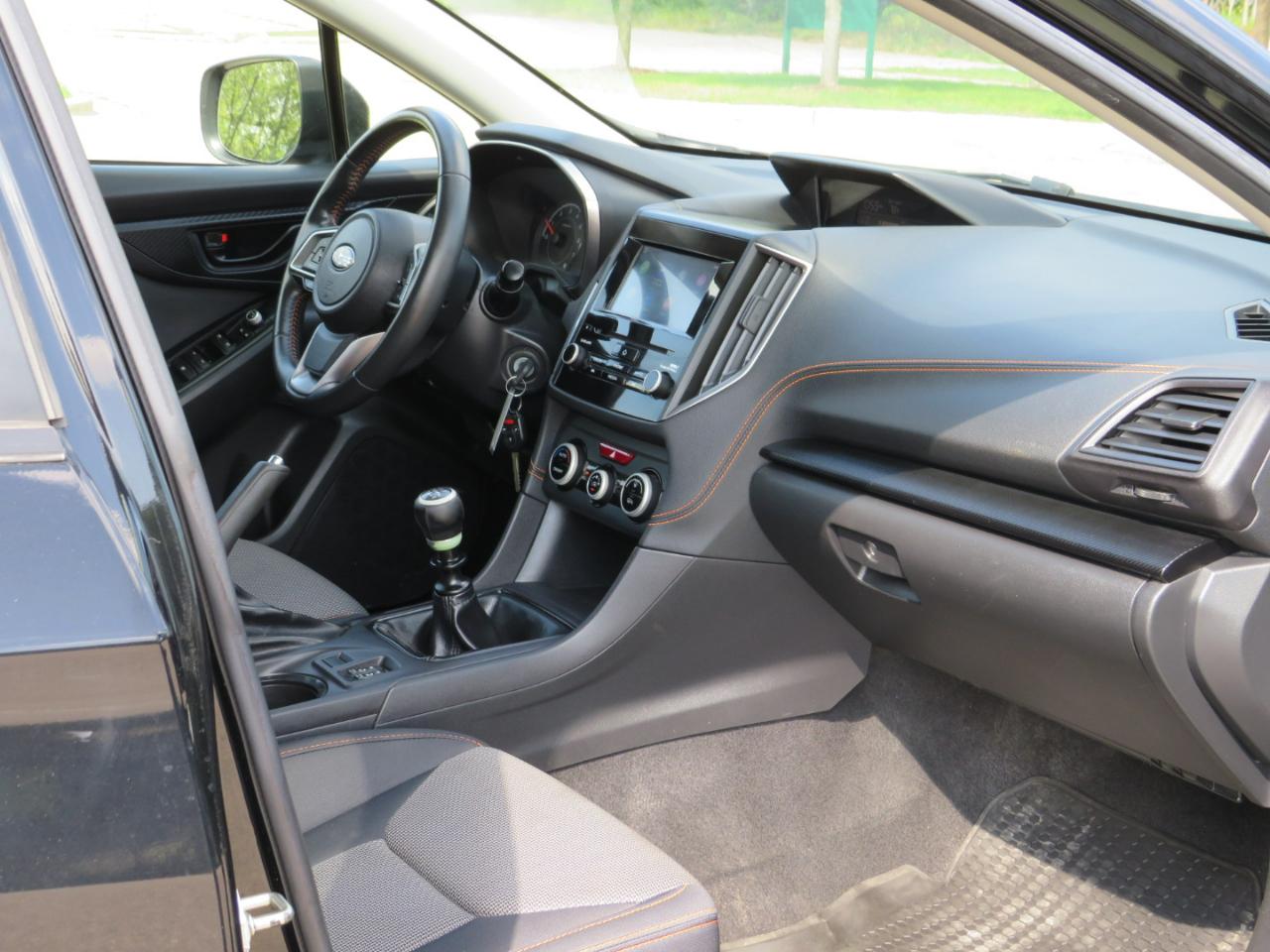 Subaru Crosstrek 2.0i Premium Manual 2020