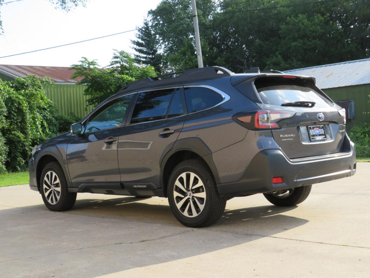 Subaru Outback Premium 2024