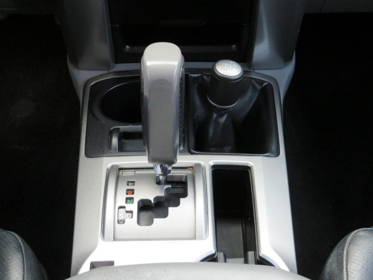 Toyota 4Runner SR5 4WD 2011