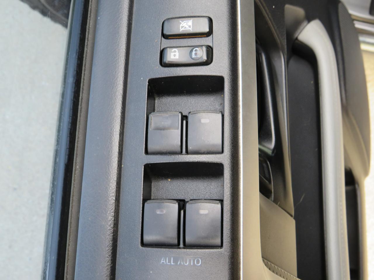 Toyota 4Runner SR5 4WD 2011