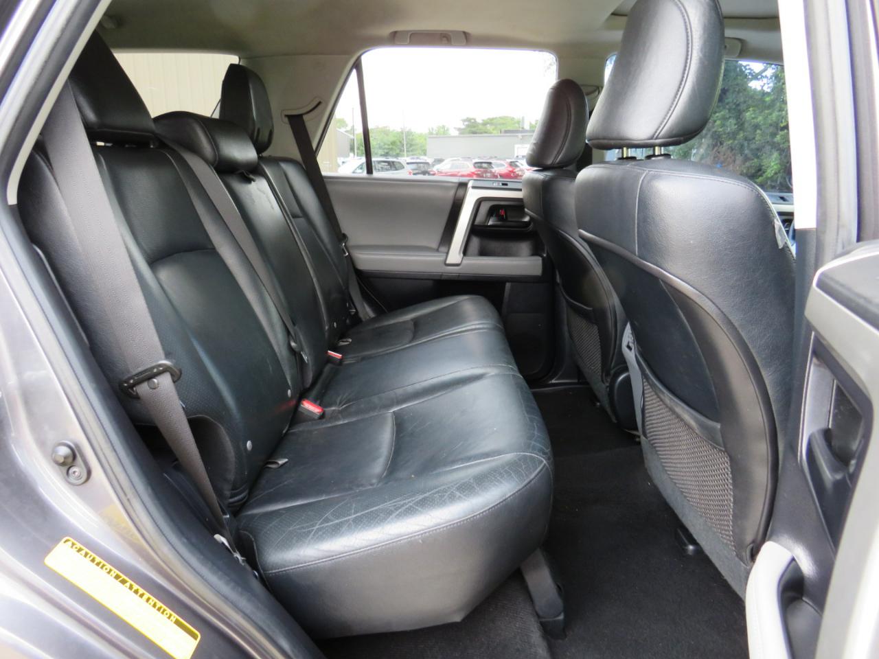 Toyota 4Runner SR5 4WD 2011