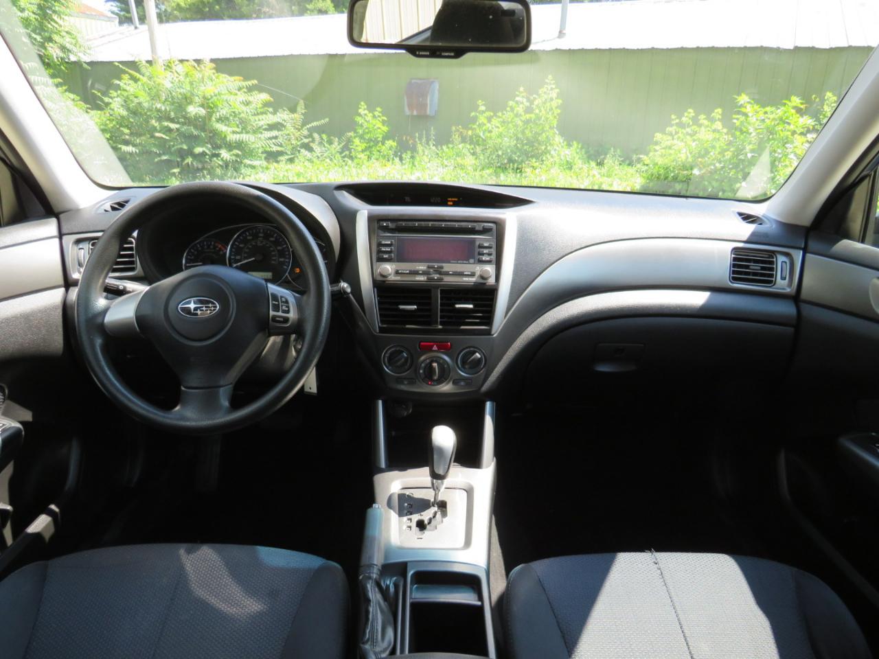 Subaru Forester 2.5X Premium 2011