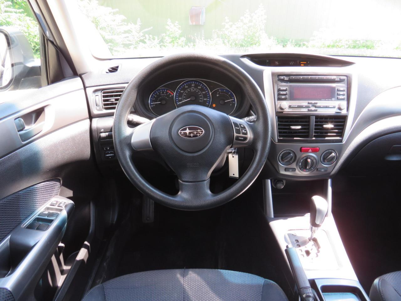 Subaru Forester 2.5X Premium 2011