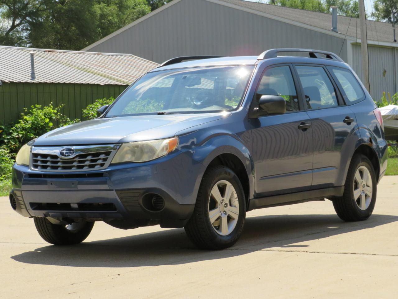 Subaru Forester 2.5X Premium 2011