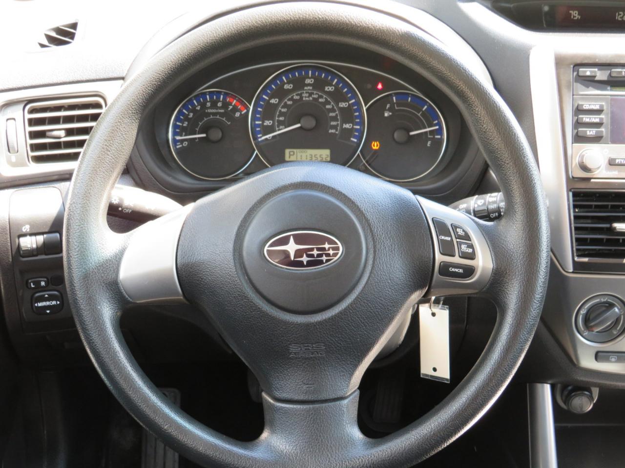 Subaru Forester 2.5X Premium 2011