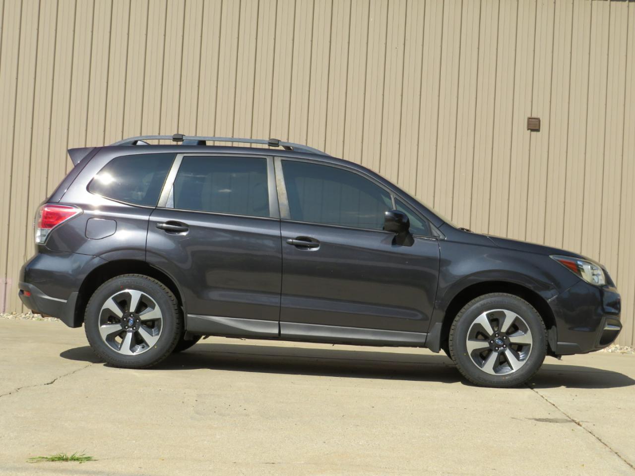 Subaru Forester 2.5i Premium PZEV CVT 2017