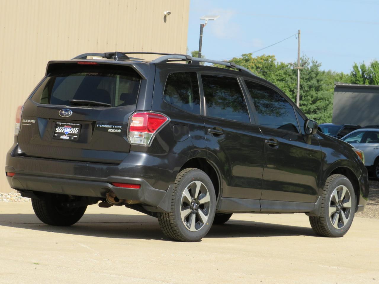 Subaru Forester 2.5i Premium PZEV CVT 2017