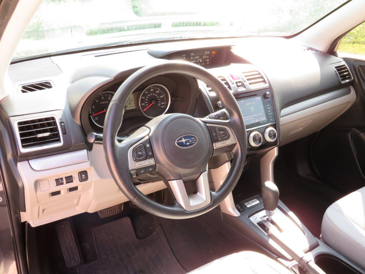 Subaru Forester 2.5i Premium PZEV CVT 2017