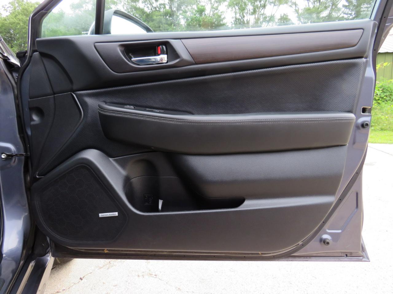 Subaru Legacy 2.5i Limited 2017