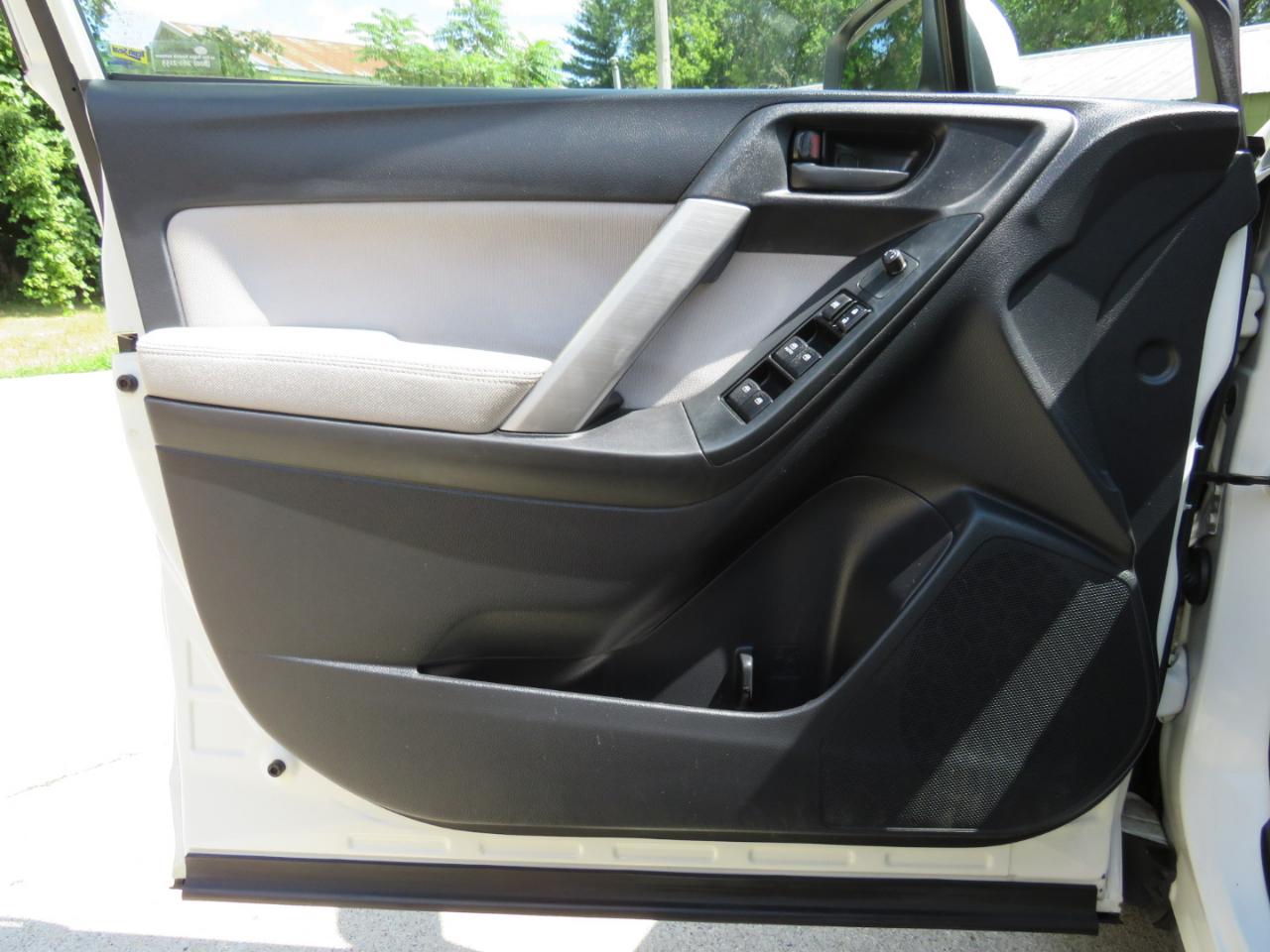 Subaru Forester 2.5i Premium 2015
